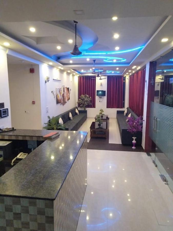 Hotel The Ideal Kushinagar Exterior foto